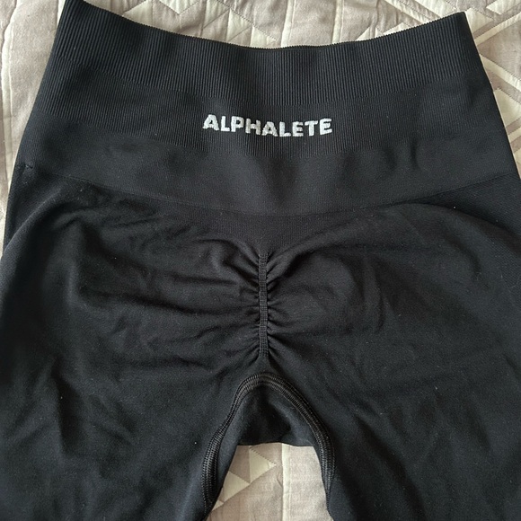 Alphalete Leggings. - Picture 1 of 4